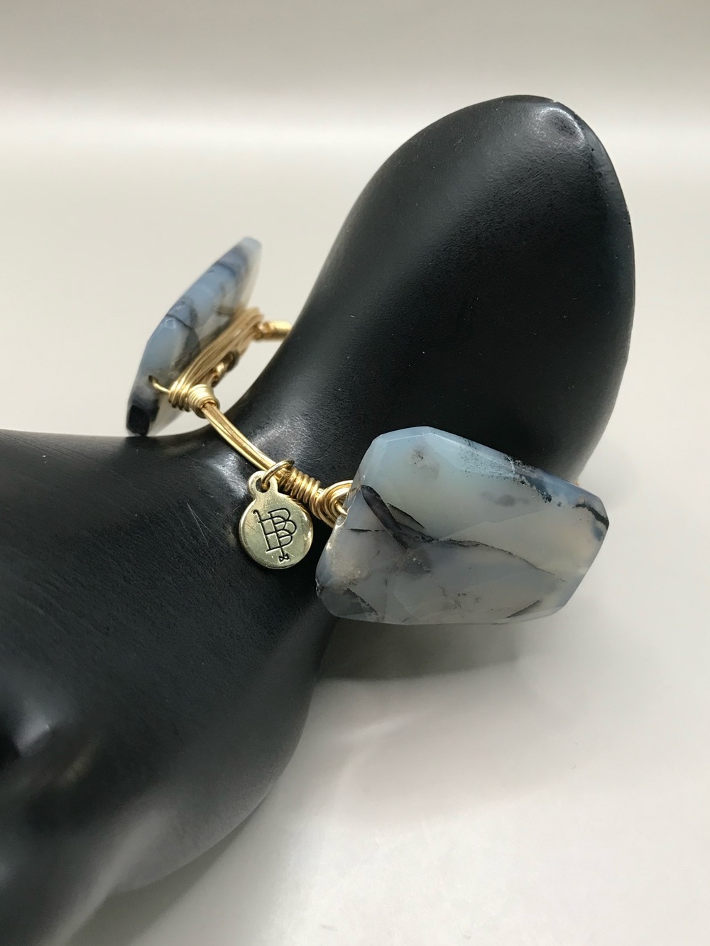 Bourbon and Bowties Gold Wire Bracelet with Light Gray Agate Slabs - Picture 2 of 7